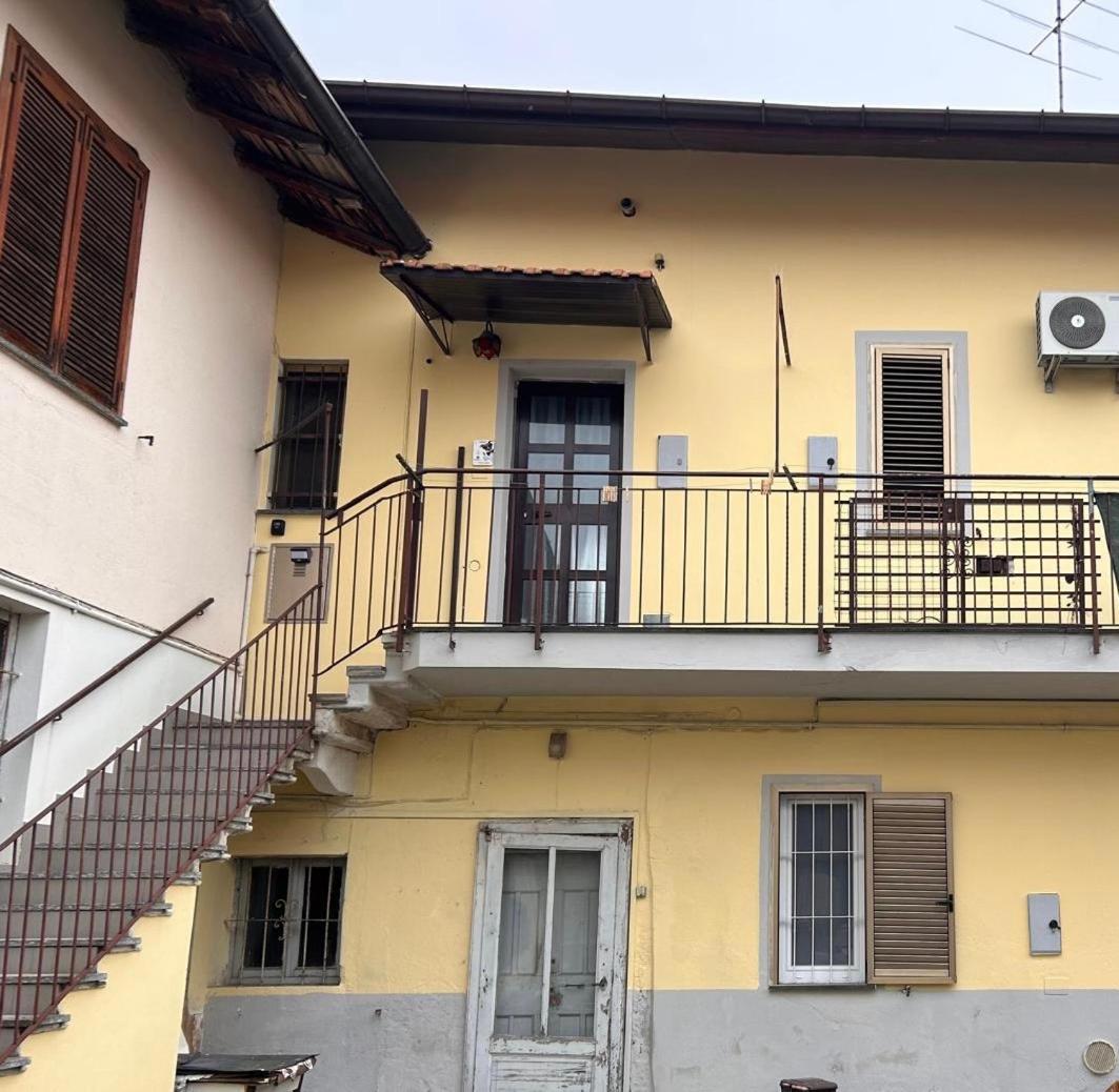 Appartamento Mino Magenta Exterior foto